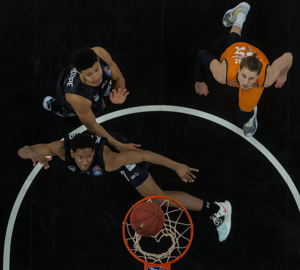 两位风格互 两位风格互